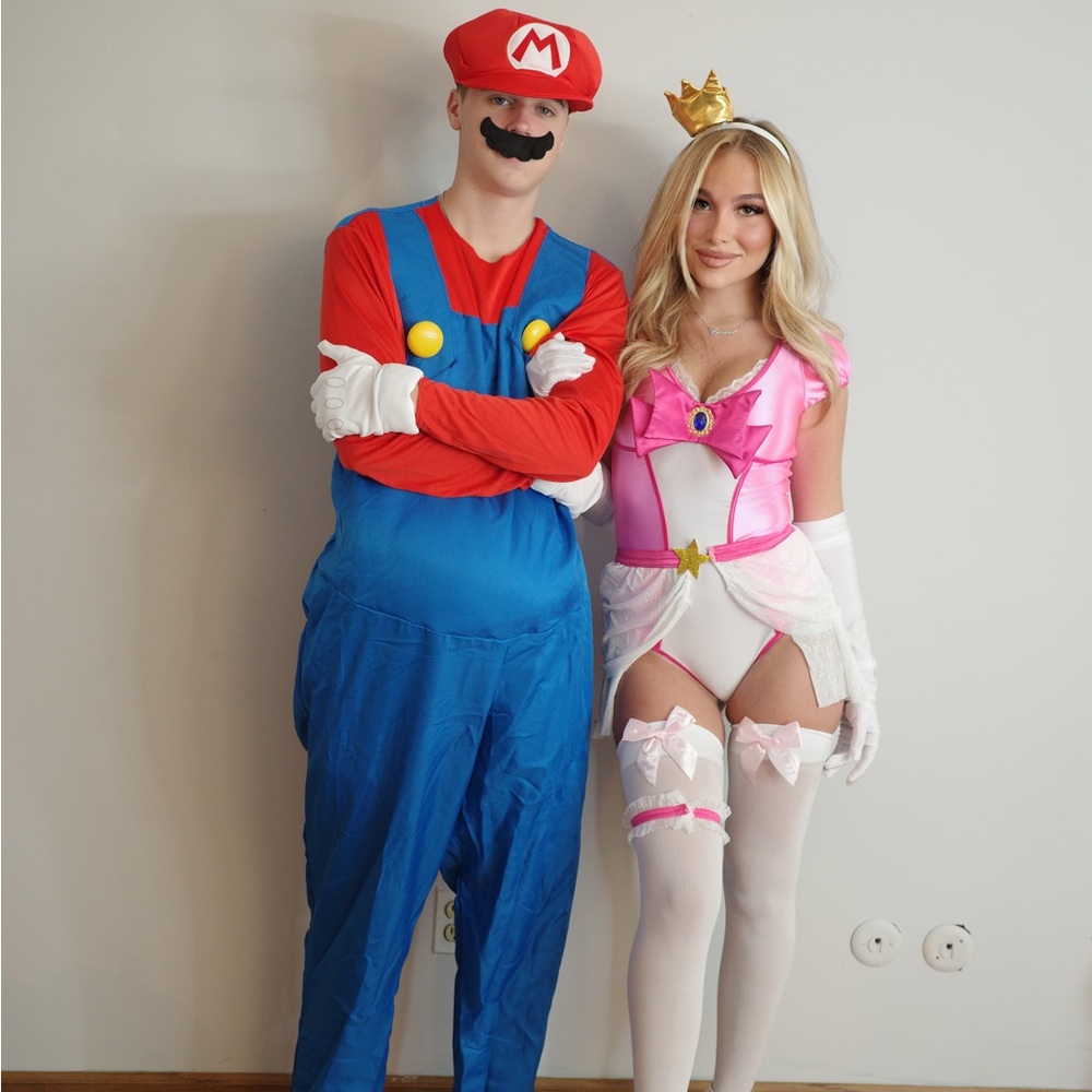 Mario costume!